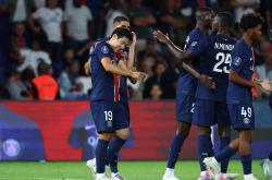 开云体育在线-巴黎圣日耳曼在主场击败对手,取得大胜