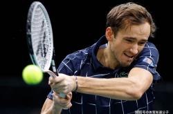 开云体育-拉沃尔杯绝杀ATP总决赛，梅德韦杰夫扛起全队