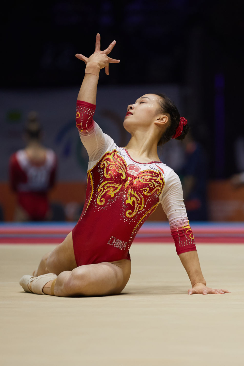 体操表演惊艳全场，优美动作引人注目的简单介绍